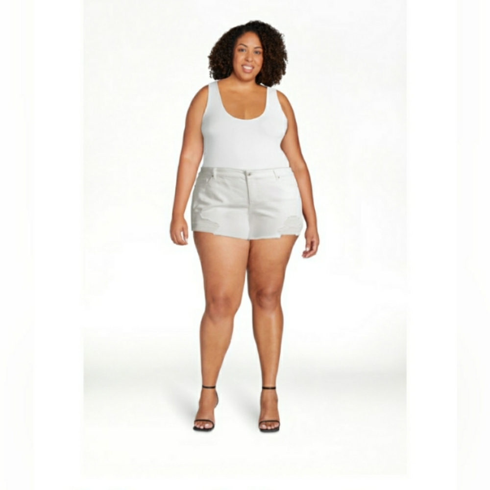 Sophia Vegara Lila White Distressed Shorts 16W NWT